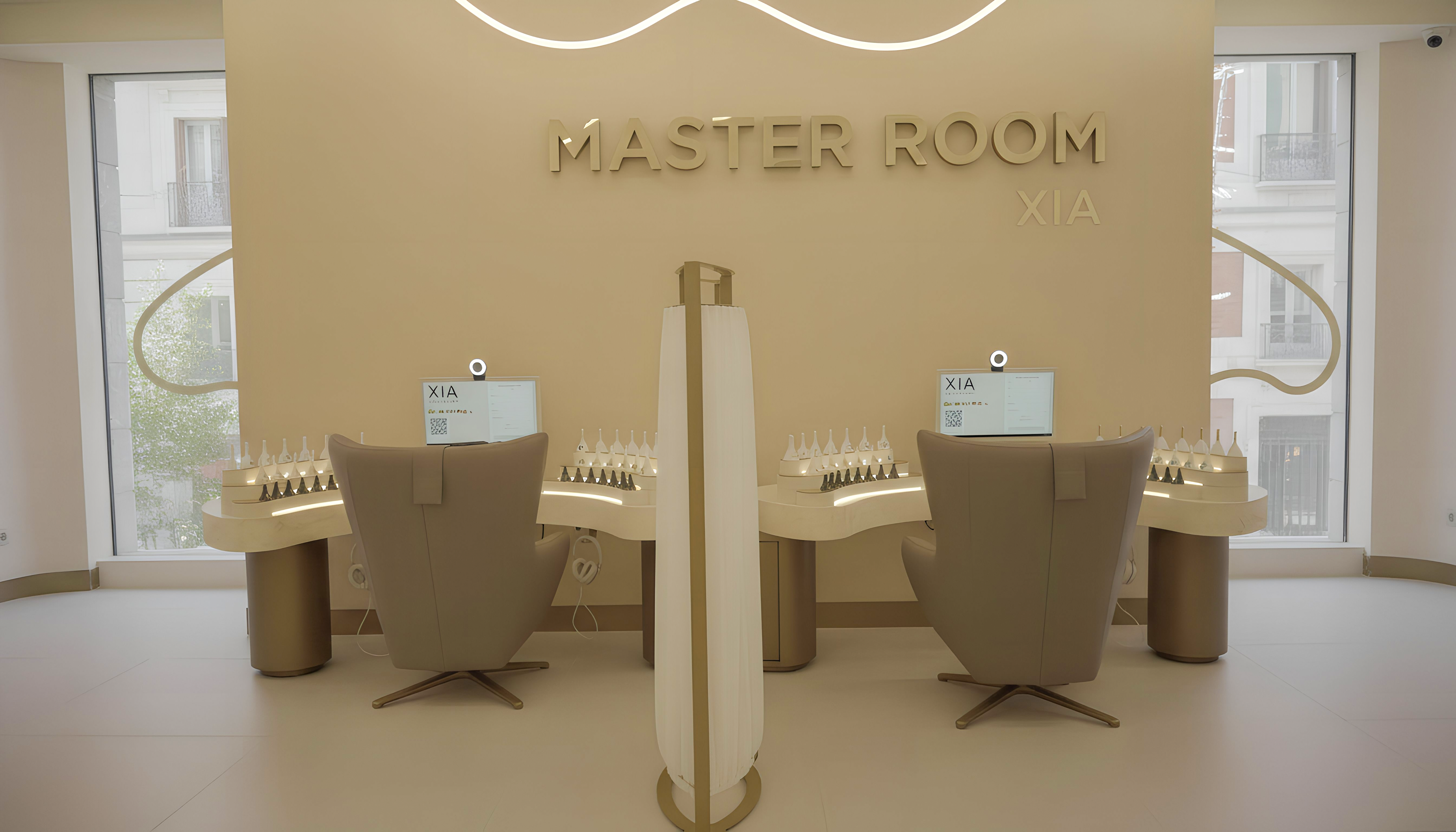 XIA Perfumes Experience